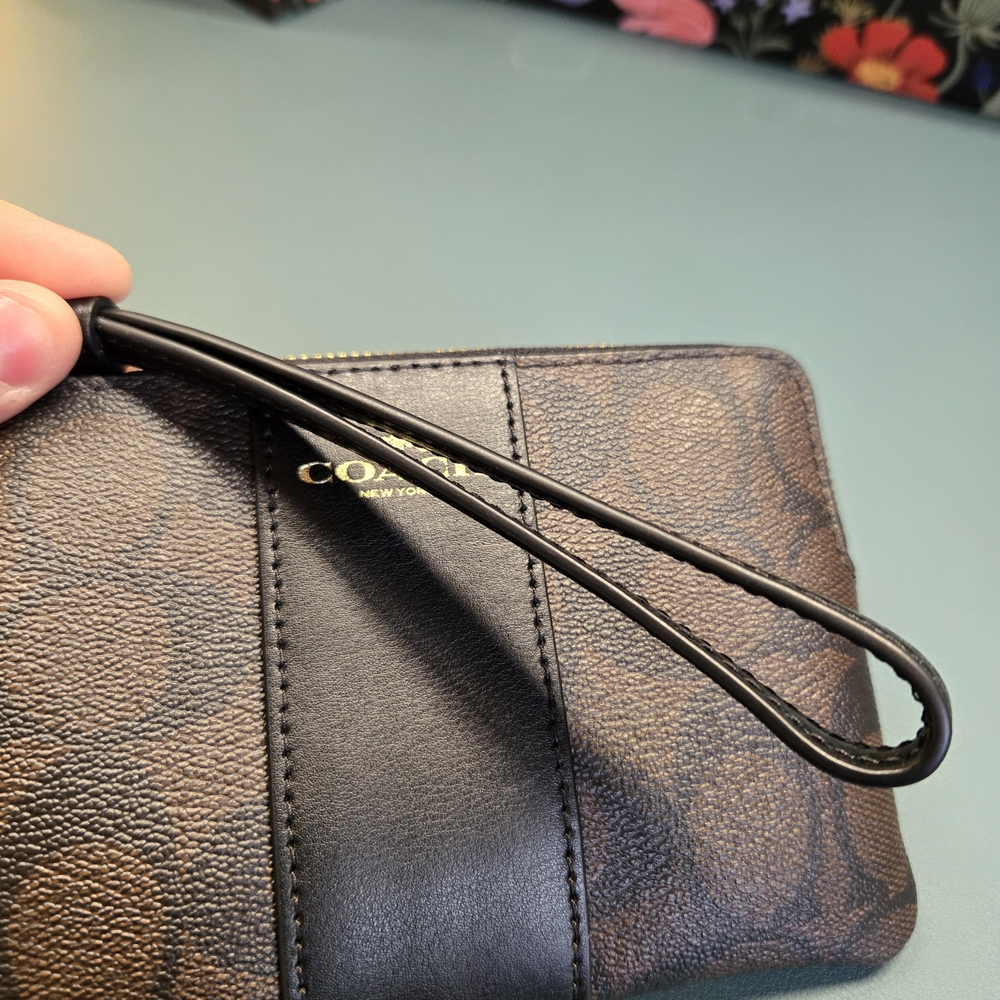 COACH Corner Zip Wristlet Signature C Canvas With Stripe Brown And Black - Picture 8 of 12